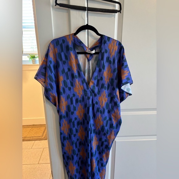 Zara Multicolor Abstract Dress with Pockets - Picture 1 of 10